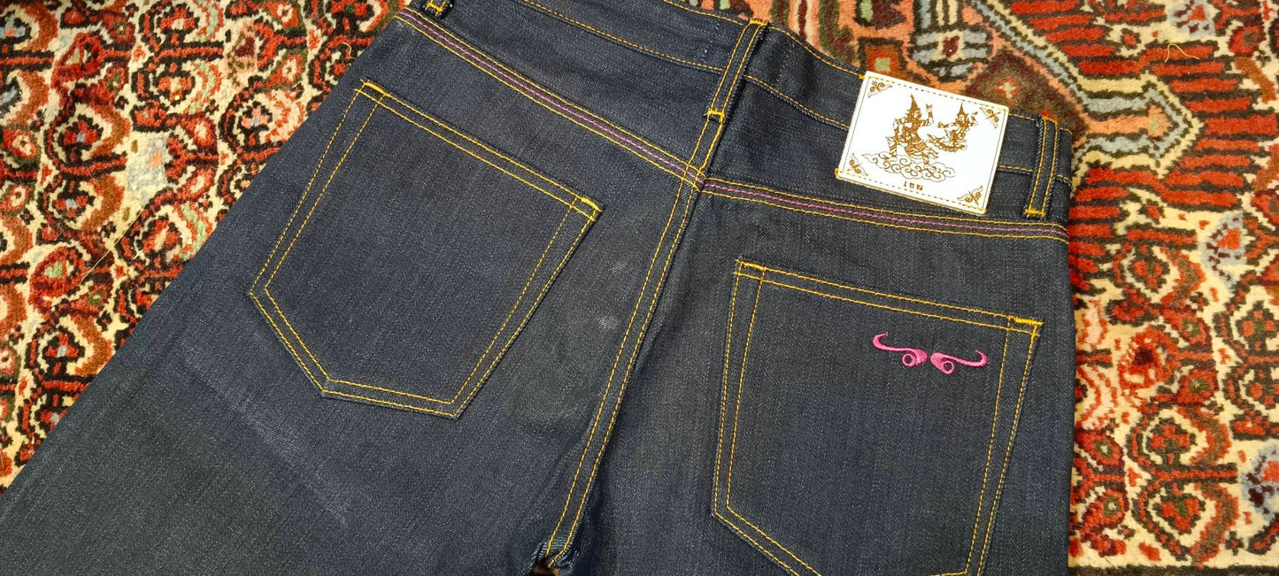 KHEN DENIM เขนเดนิม รุ่นเมขลา