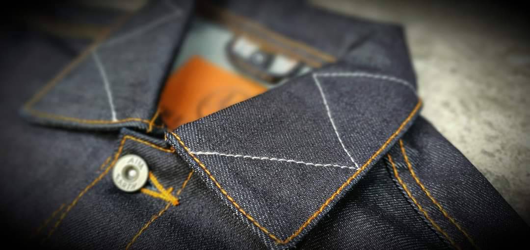 AIM EARTH JEANS รุ่นปักเอสายฟ้า