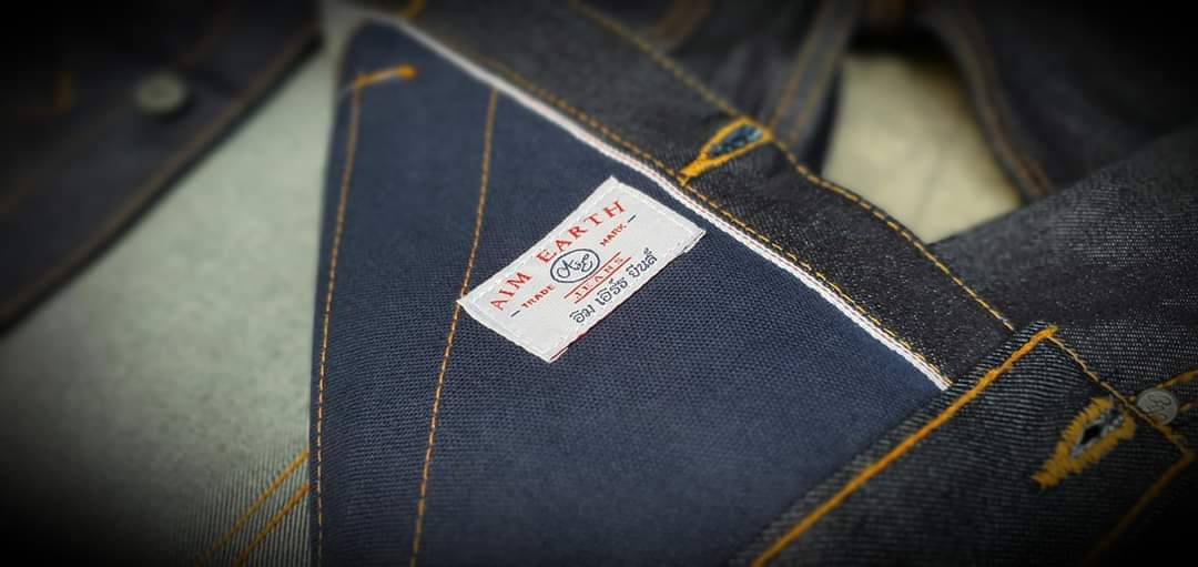 AIM EARTH JEANS รุ่นปักเอสายฟ้า